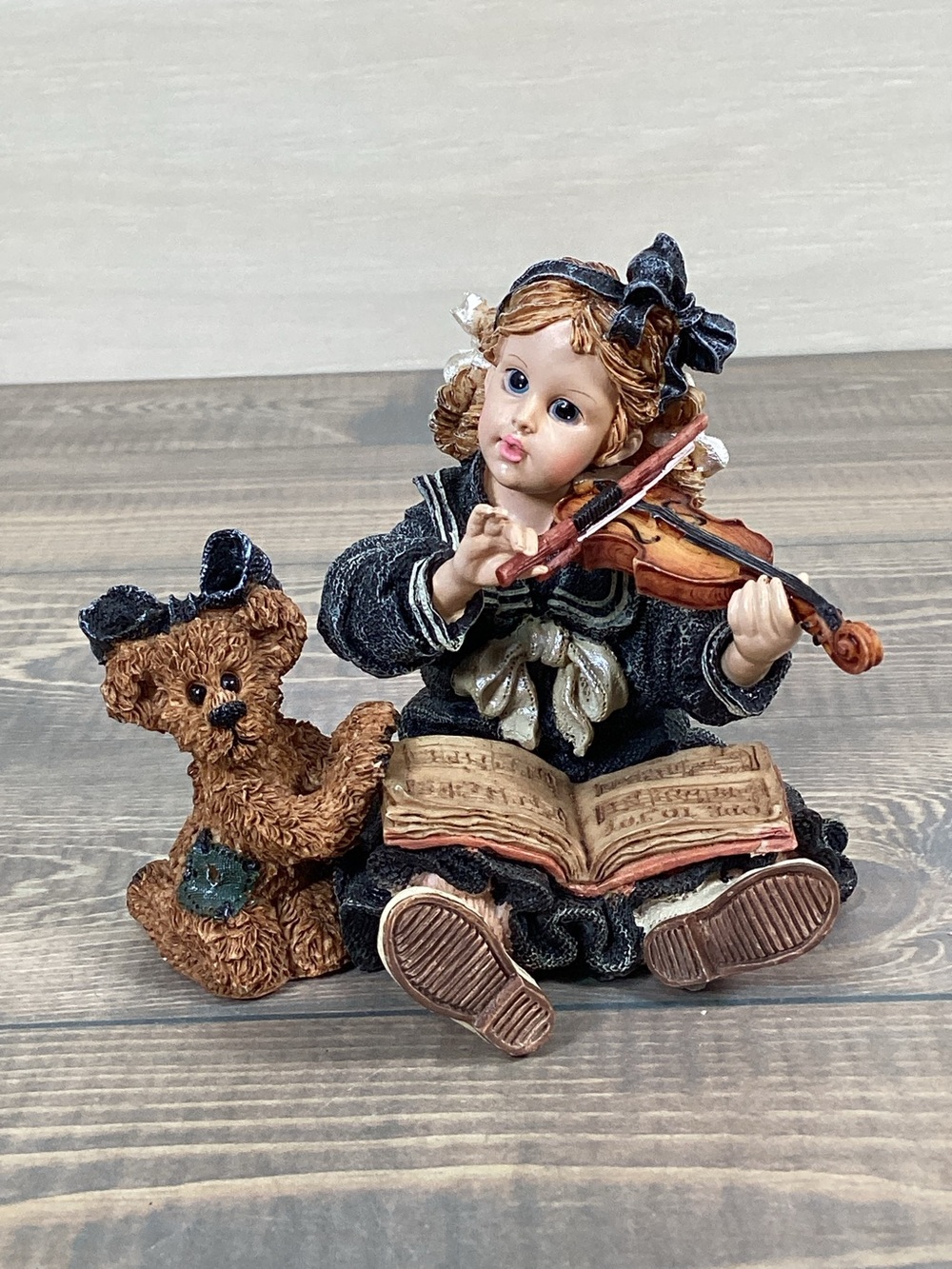 Boyds Bears Yesterday's Child 1998 "Lindsey with Louise; The Recital" #3535